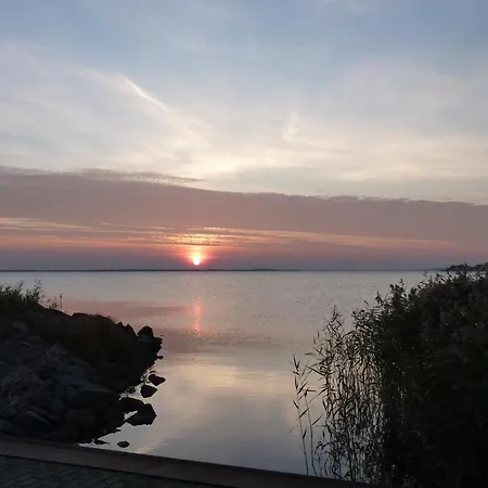Moderne 3-raum Strandmoewe Mit Panoramafenster Apartment Uckeritz